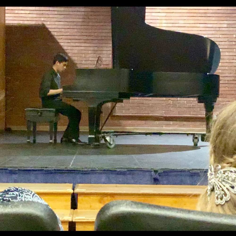 Meet your Posher, Sebastian